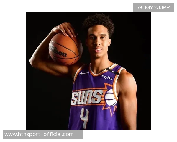 奥索伊戈达罗称赞布克易于相处并能有效执行教练战术