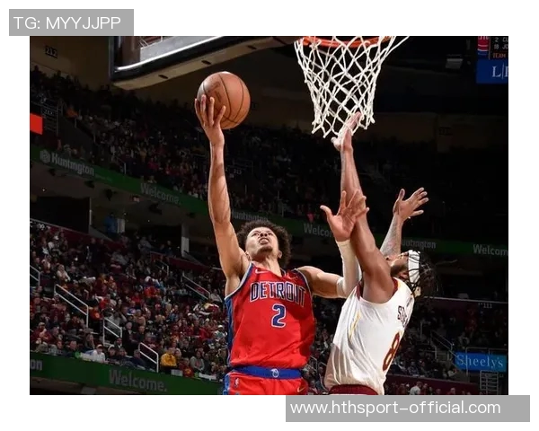 海兰德半场表现抢眼5投3中贡献12分1篮板2助攻1抢断助力全队