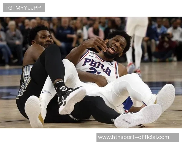 锡安轻松发威仅用16分钟砍下15分助攻表现令人惊艳