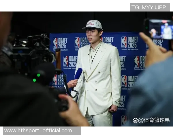 文胖：杨瀚森在年轻人心中承载姚明时代的篮球精神与梦想