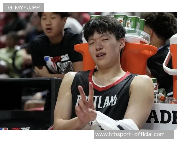 魔童在美生活日常揭秘杨瀚森分享吃喝拉撒睡的趣事与感受