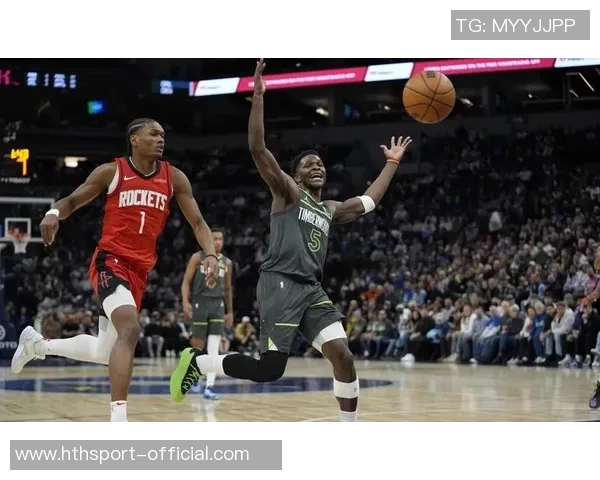 乌度卡强调球队需减少持球时间积极吸引防守创造更多空位机会