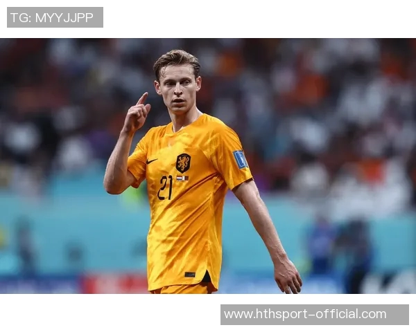 17岁塞内加尔中场达博试训曼联表现出色引发关注